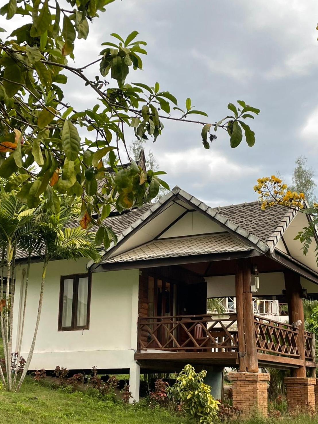 山林小屋 拜县爱&班周豪度假酒店