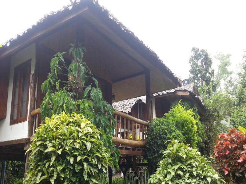 拜县爱&班周豪度假酒店 山林小屋 *